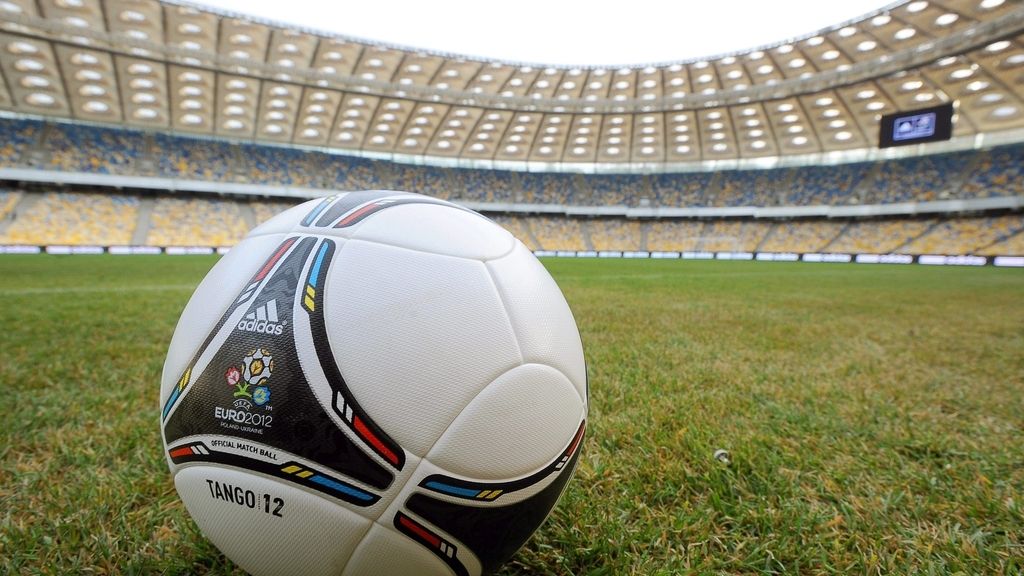 Tango 12, el balón de la Eurocopa