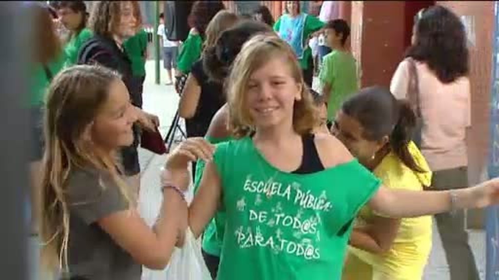 Camisetas verdes contra reforma
