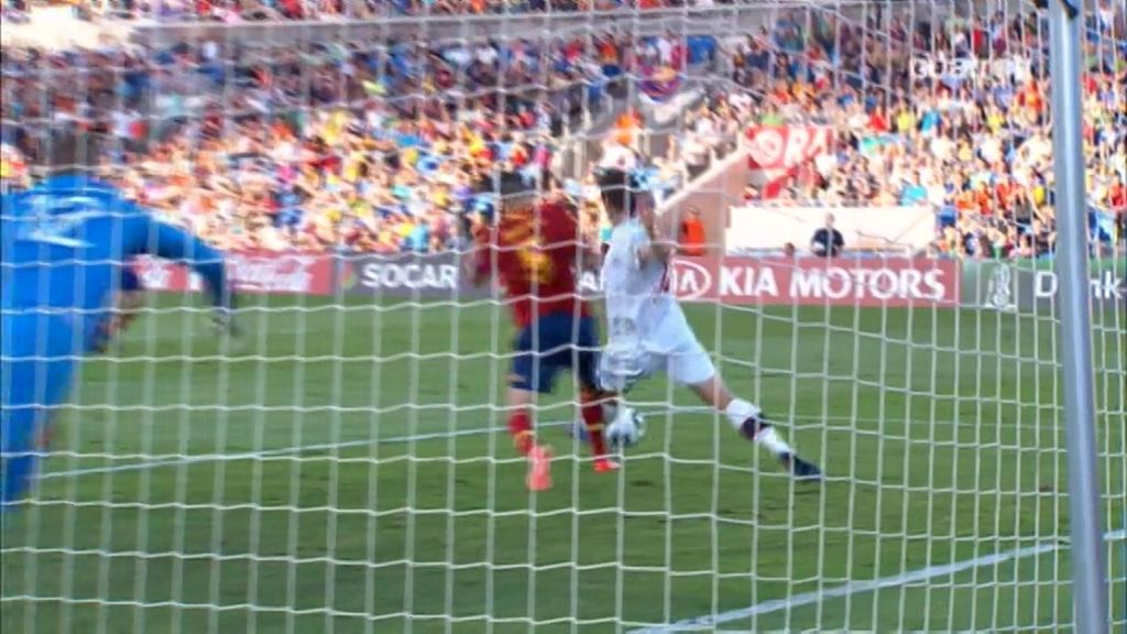¿Penalti a Bartra?