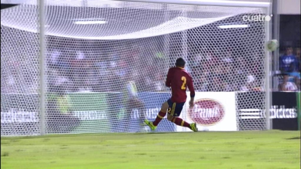 Carvajal salva el empate bajo palos