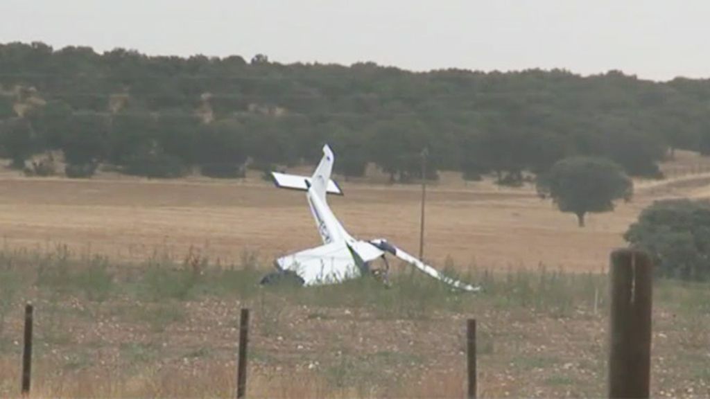 Dos fallecidos en un accidente de ultraligero en el aeródromo de Marugán en Segovia