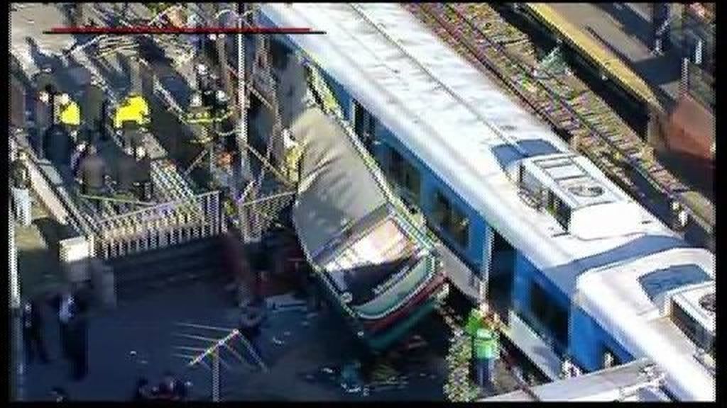 Nueve personas han muerto por el choque de dos trenes en Buenos Aires