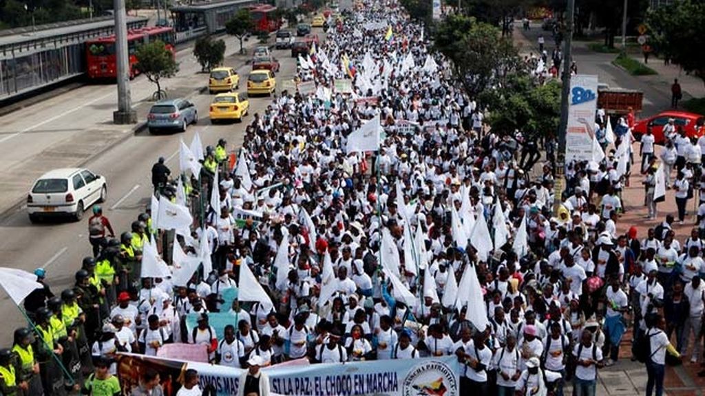 Las calles de Colombia piden la paz