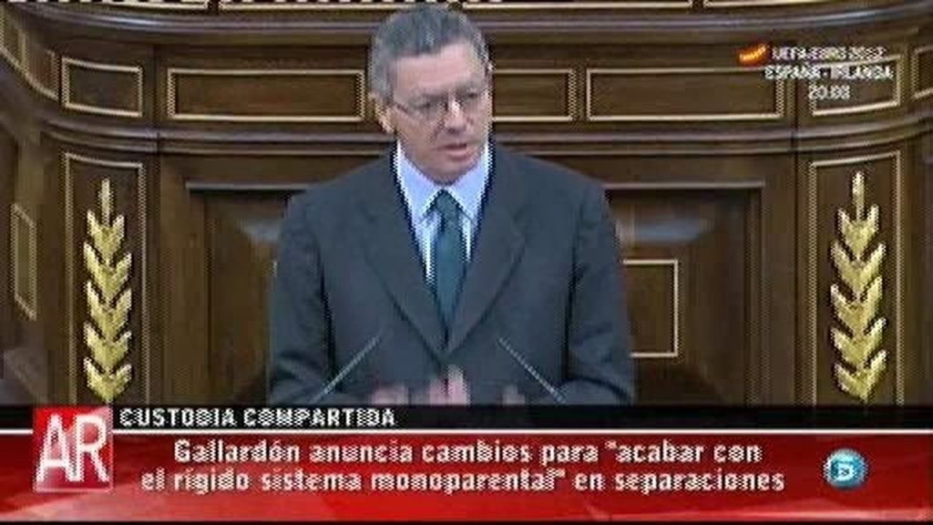 Alberto Ruiz Gallardón anuncia cambios para acabar con el rígido sistema monoparental en las separaciones