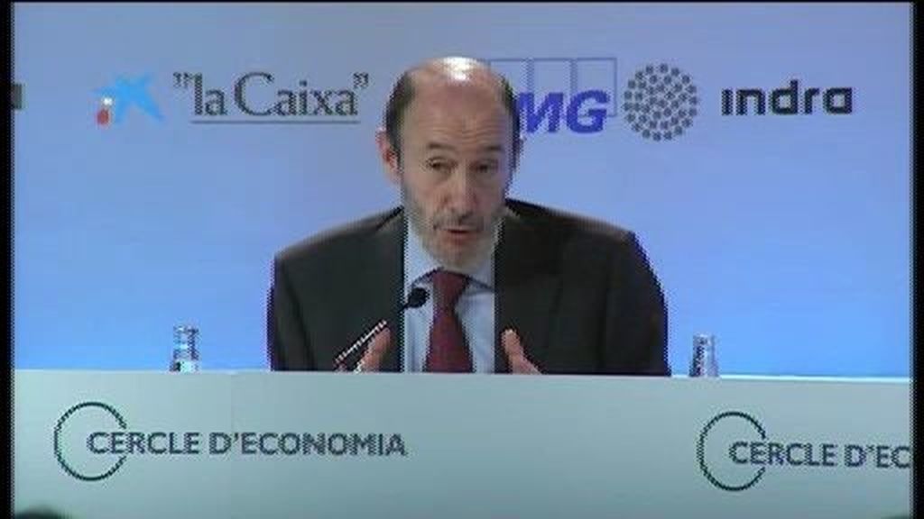 Rubalcaba "Hay que dar una imagen política de fortaleza fuera que España necesita como el comer"