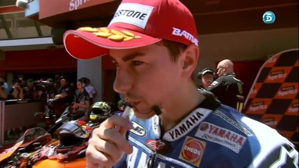 Lorenzo: "No estoy muy contento porque Cal ha ido más rápido que yo con la misma moto"
