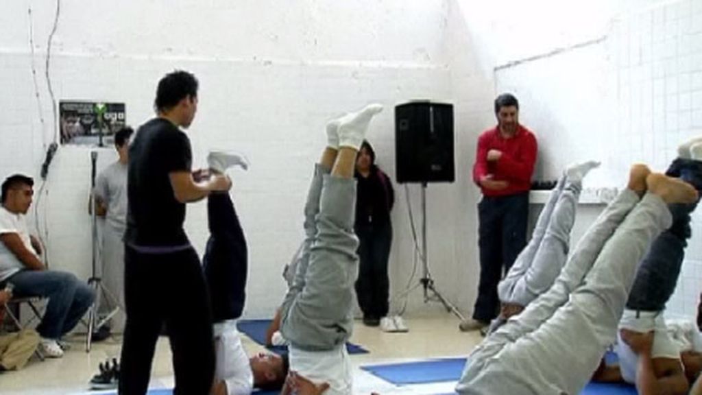 Clases de yoga para presos mexicanos Clases de yoga para presos mexicanos
