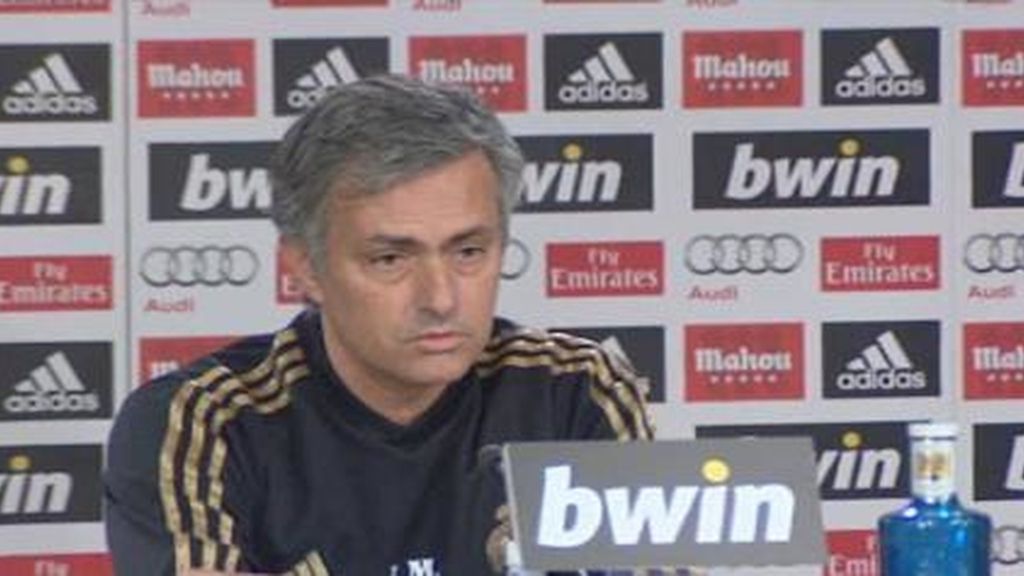 Mourinho: "No he pedido fichajes ni salidas"