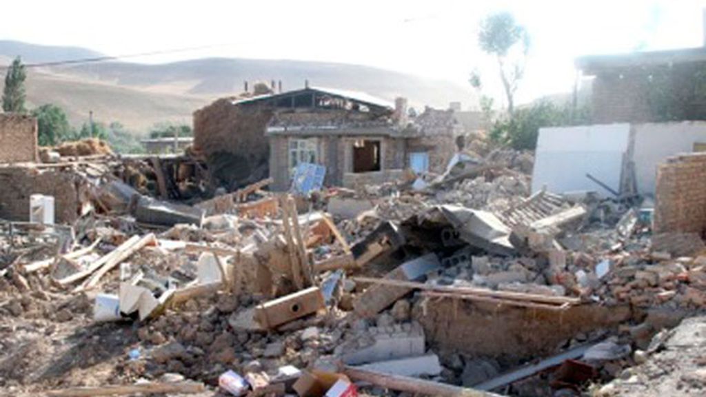 Un terremoto en Irán deja 30 muertos y más de 800 heridos