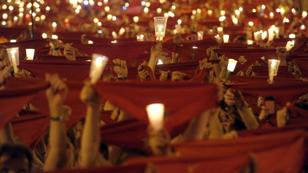 Pamplona se despide de los Sanfermines con el 'Pobre de Mi'