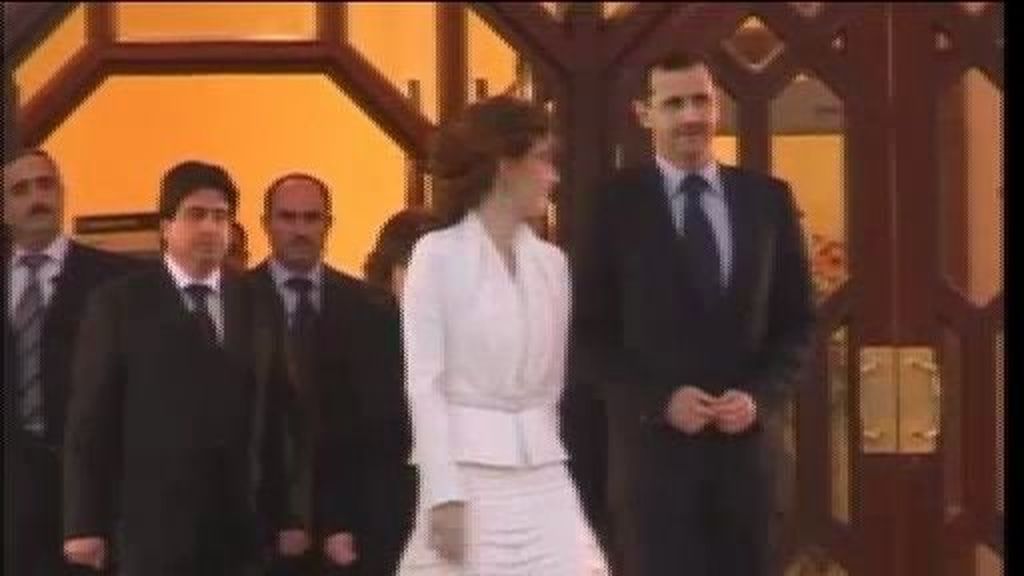 Al Assad y su mujer, una vida rodeada de lujos y al margen de los muertos