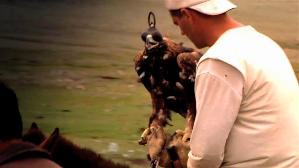 Frank aprende a cazar con águilas en Mongolia