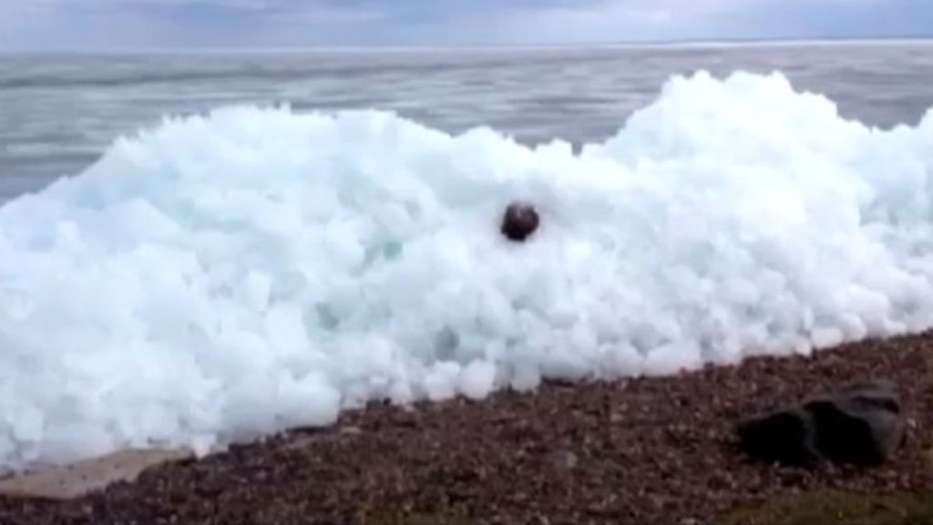 Agujas de hielo en lagos de EEUU y Canadá