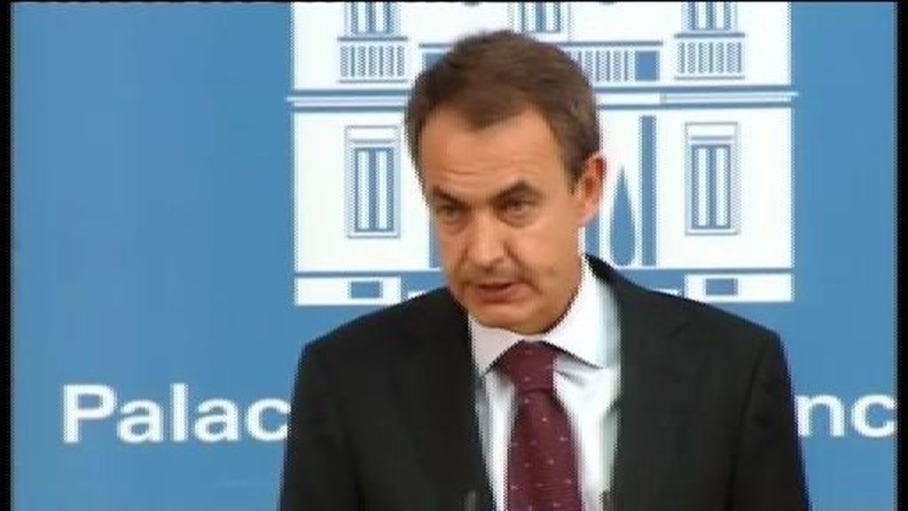 Zapatero llama a la unidad para acabar con ETA