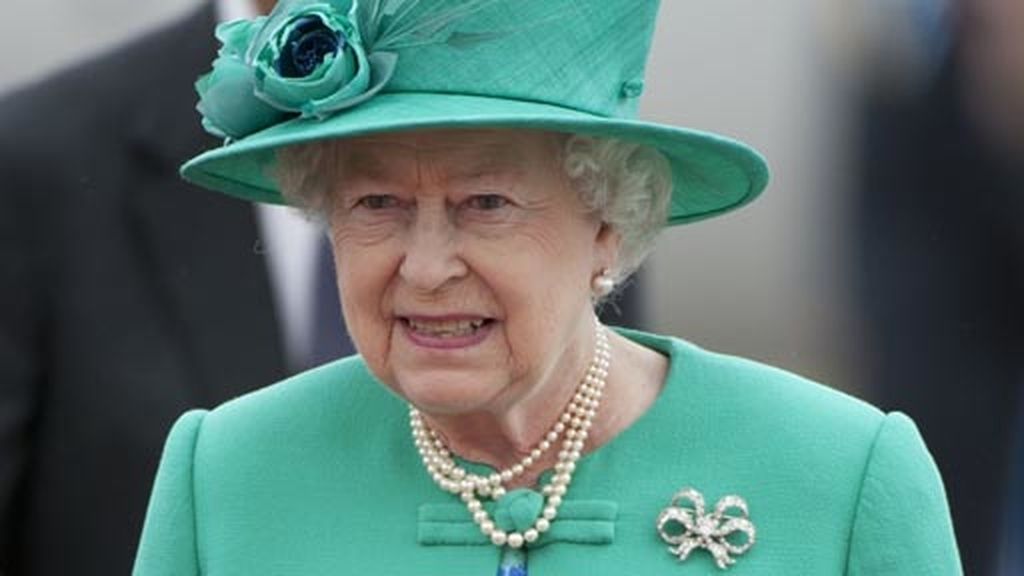 Isabel II visita Irlanda