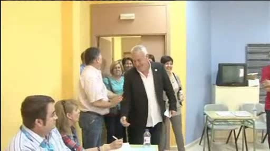 Cayo Lara también ha votado