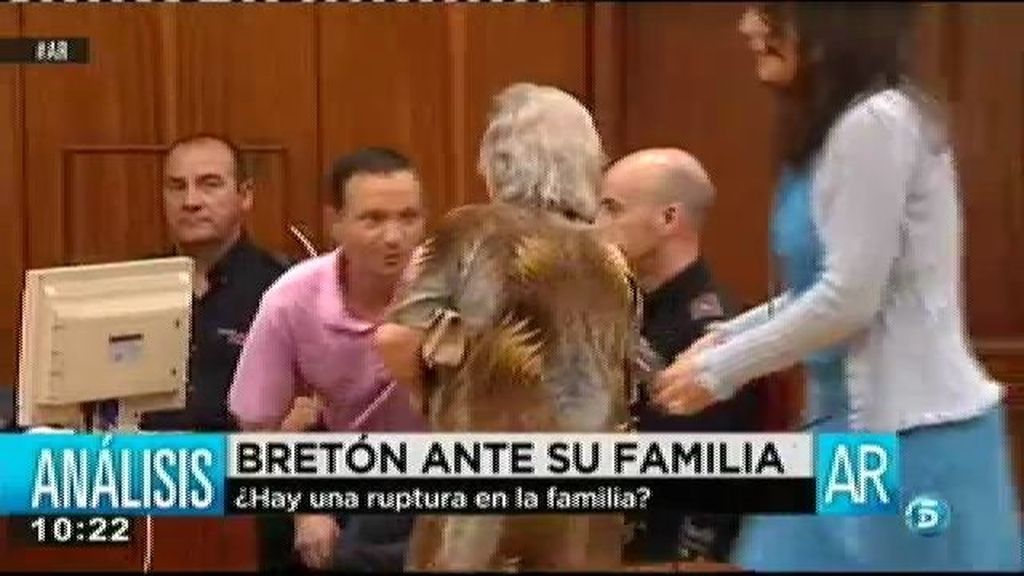 Bretón busca la complicidad de su familia