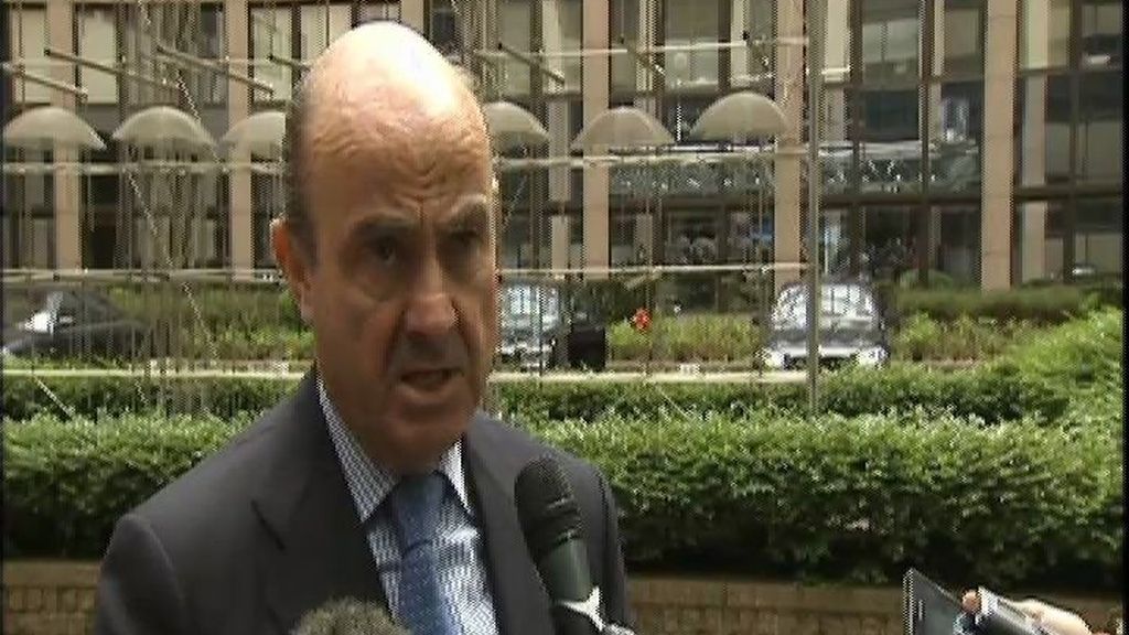 De Guindos confía en que la Comisión reconocerá el esfuerzo del gobierno español
