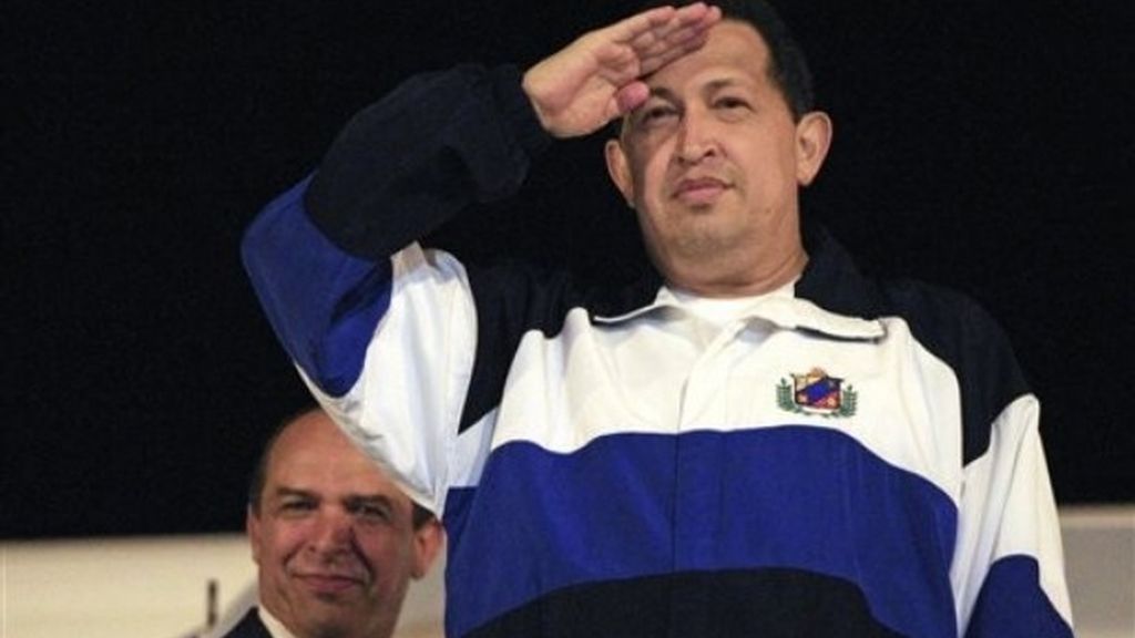 Chávez regresa a Venezuela