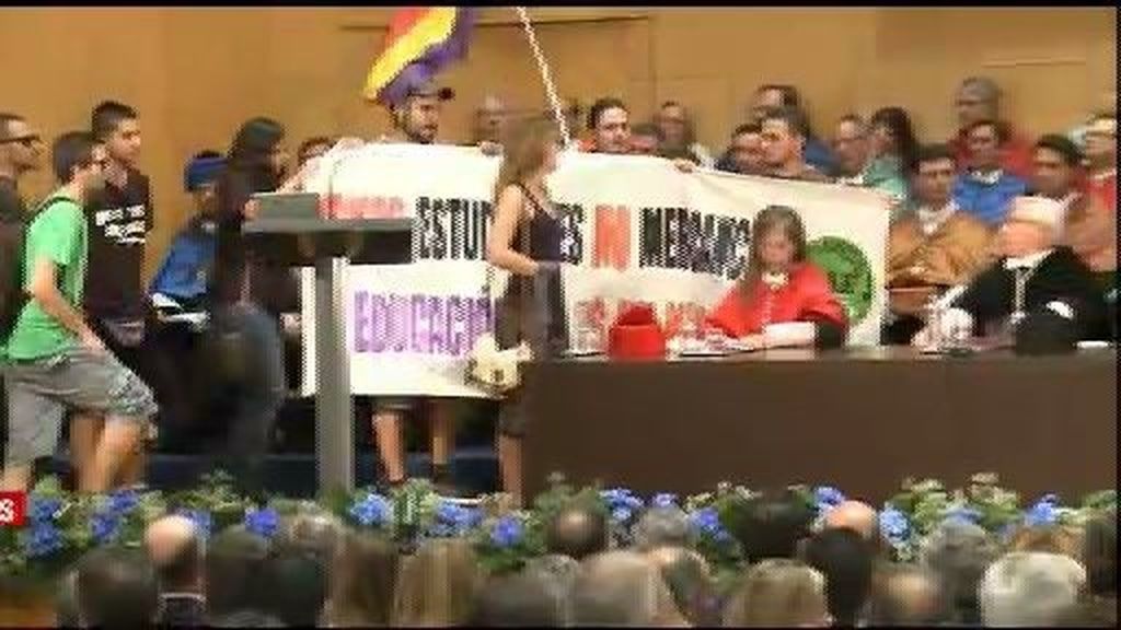 Revientan el acto de apertura del curso académico en la Universidad de Cartagena