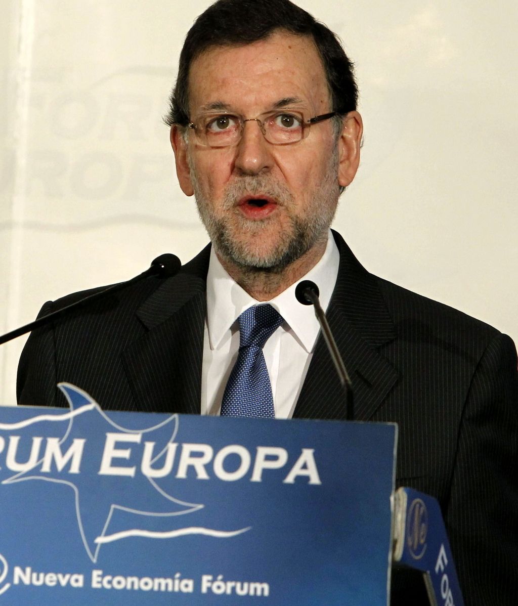 Rajoy expresa su "agradecimiento personal y político" a Cospedal