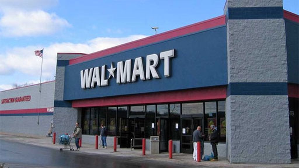 Denuncia histórica contra Walmart
