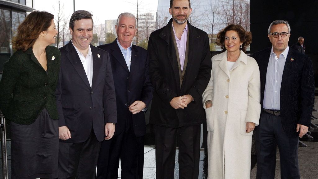 El Príncipe y Ana Botella reciben a los miembros del COI