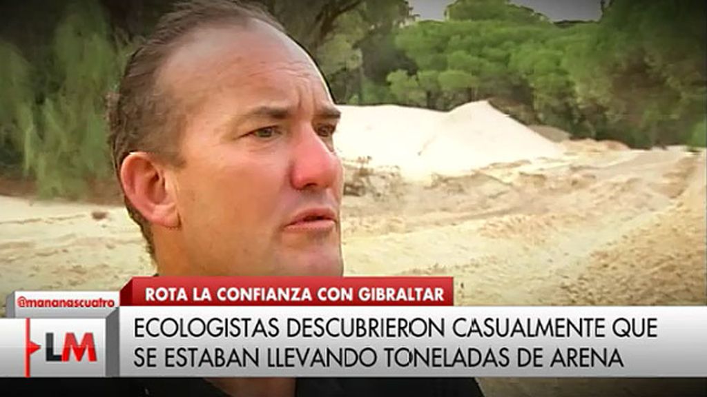 Rafael Cerpa, de ecologistas en acción: "Nos encontramos la excavadora retirando la arena"