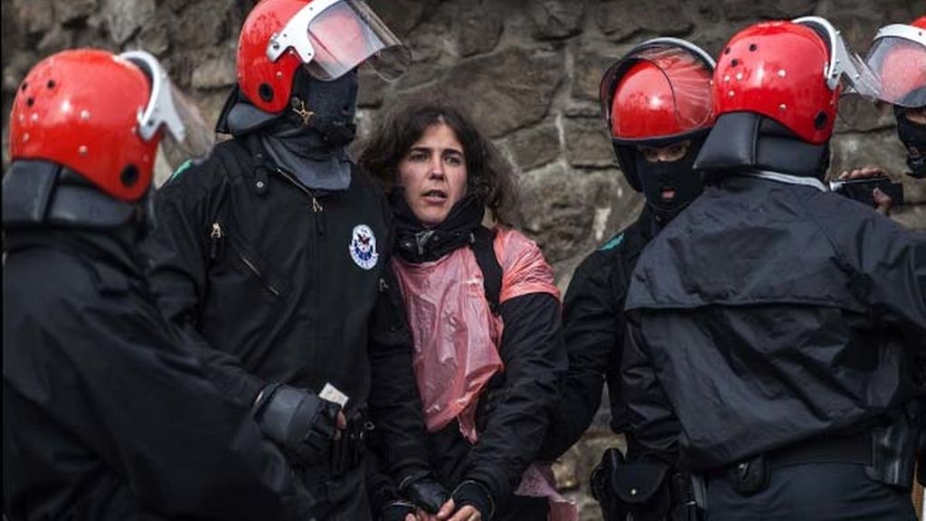 Urtza Alkorta es detenida por la Ertzaintza tras una “batalla”