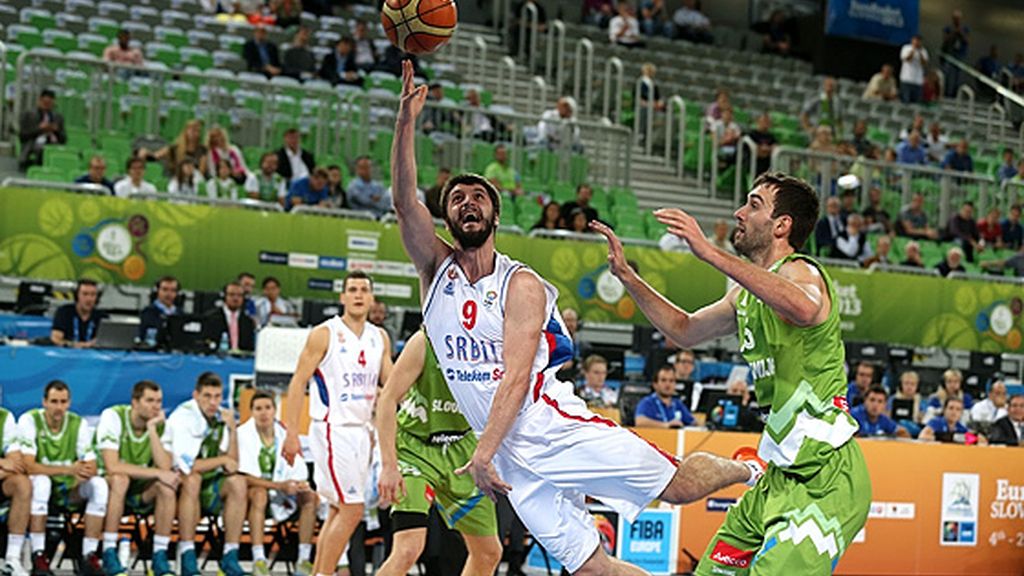 Eslovenia vence a Serbia (74-92) y estará en el Mundial de España 2014