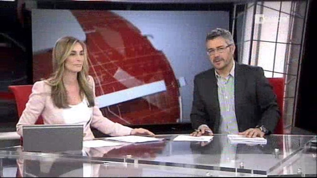 Noticias Cuatro, con Miguel Ángel Oliver y Marta Reyero