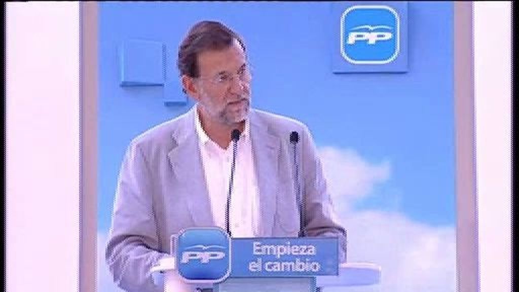 Rajoy promete deducciones a los autónomos