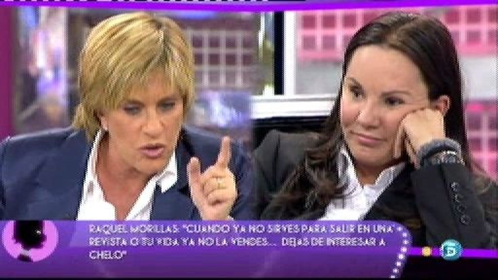 Chelo, arrepentida de haber dejado a Raquel entrar en su casa