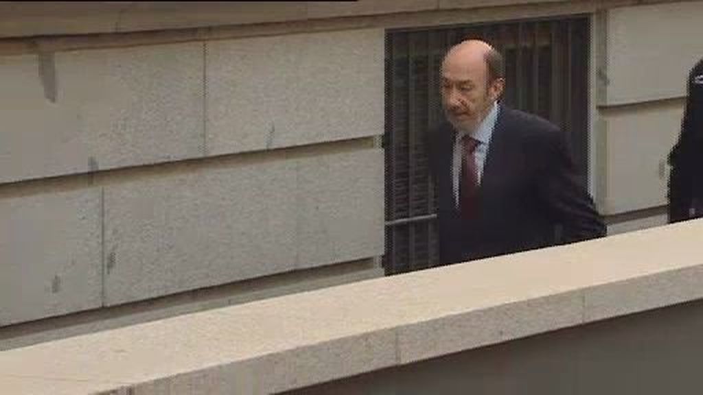 Rubalcaba, presenta su candidatura