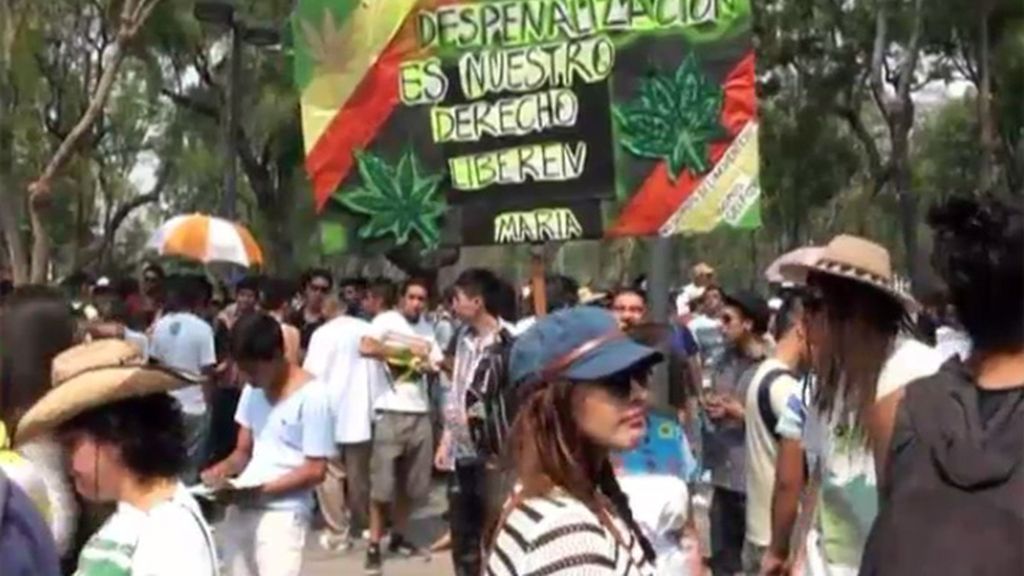 México reclama legalizar la marihuana