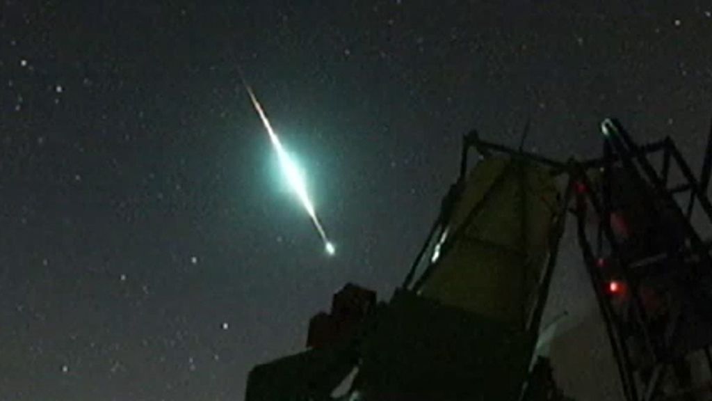 Una gran bola de fuego ilumina el cielo de Castilla-La Mancha