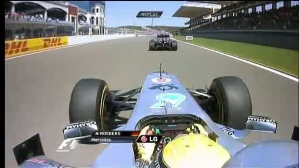 Dominio de Red Bull; Alonso, 3º