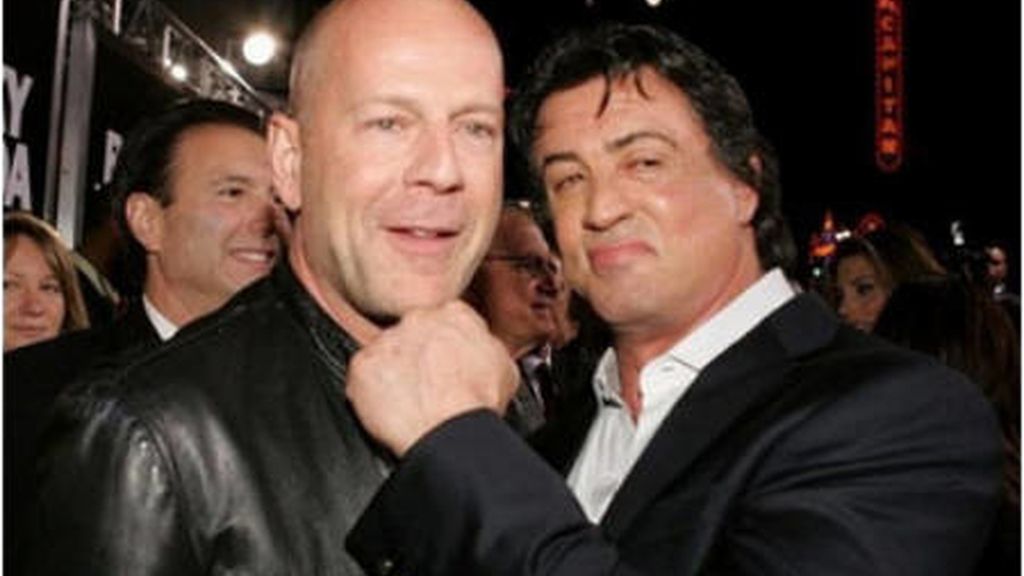 Sylvester Stallone insulta a Bruce Willis en Twitter y lo llama  "perezoso y codicioso"
