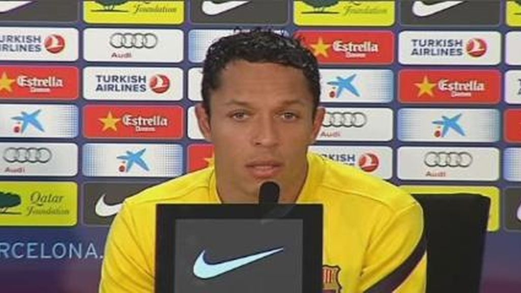 Adriano: "Intentaremos lograr el triplete"