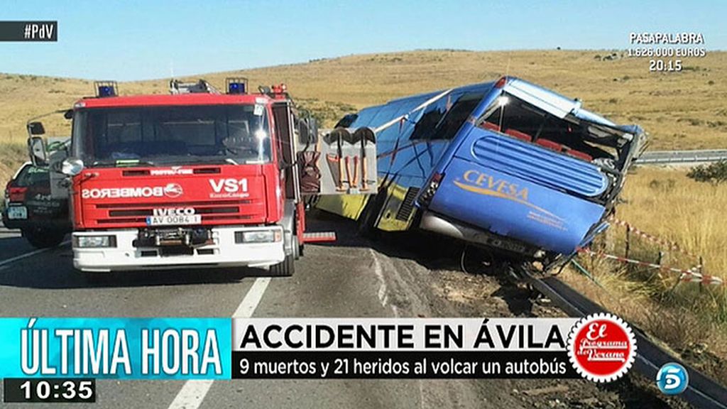 9 muertos y 21 heridos al volcar un autobús en Ávila