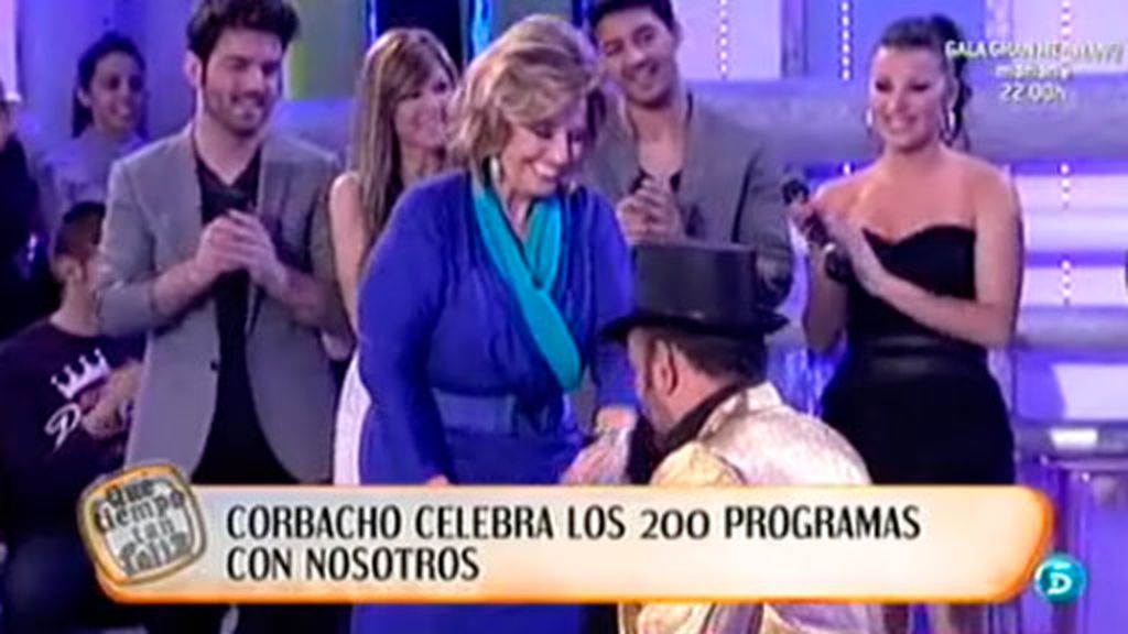Corbacho canta el 'Happy Birthday'