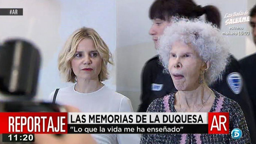 La Duquesa de Alba presenta sus memorias