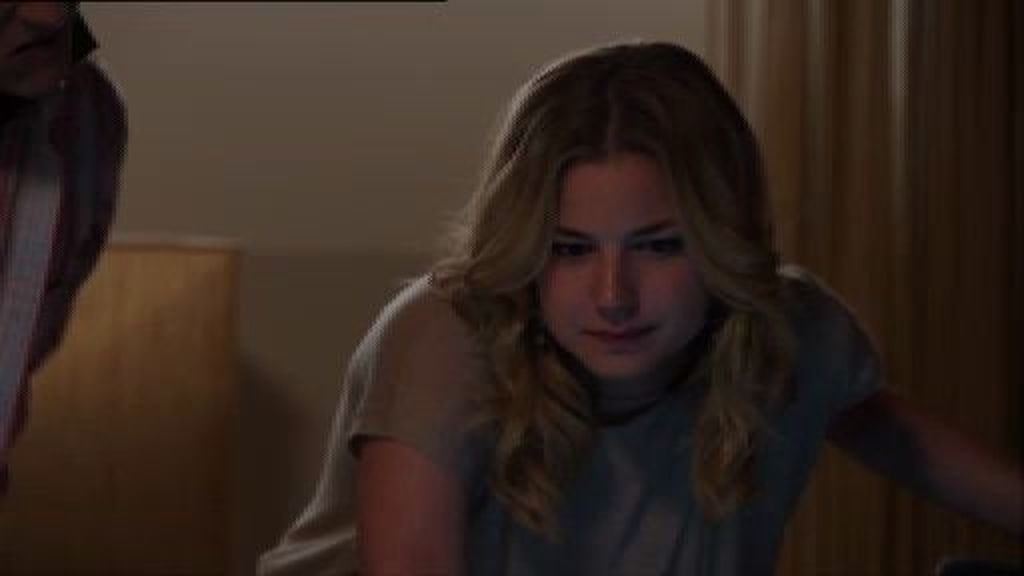 Emily descubre el vídeo de Nolan con Tyler
