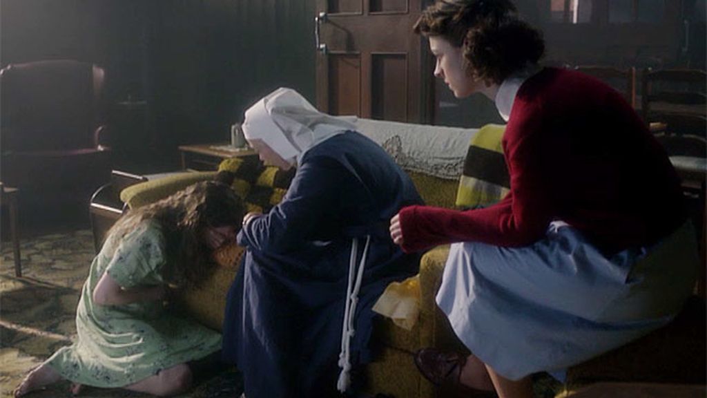 Mary pide ayuda a la Hermana Evangelina