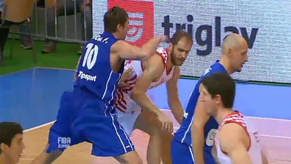 Croacia se clasifica para la segunda fase y deja en el camino a la República Checa Croacia se clasifica para la segunda fase y deja en el camino a la República Checa