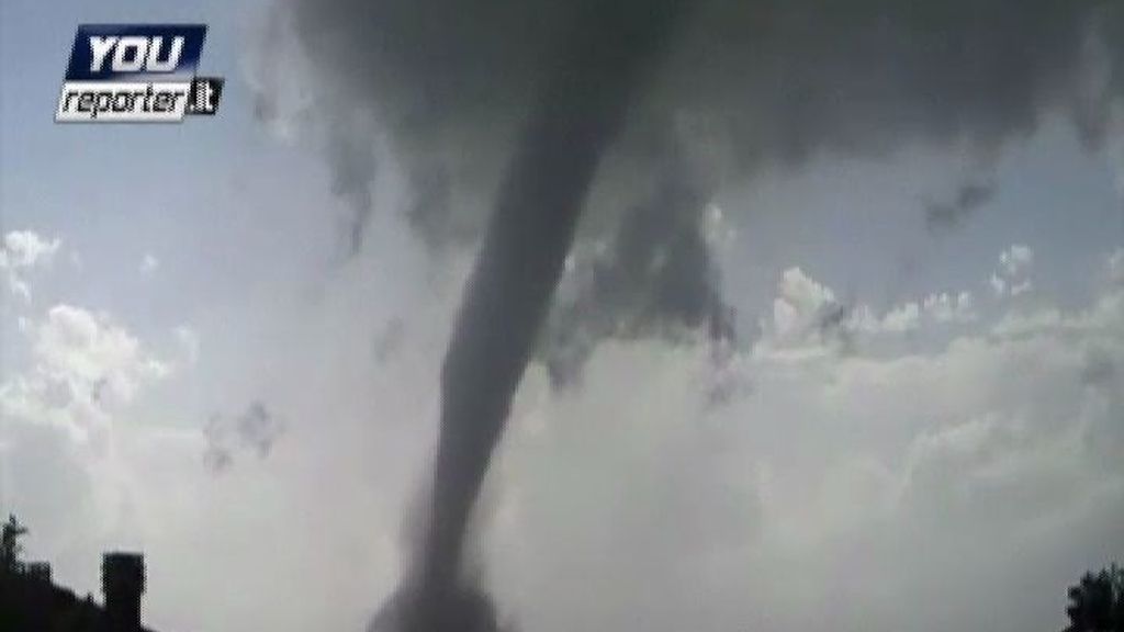 Espectacular tornado en el norte de Italia
