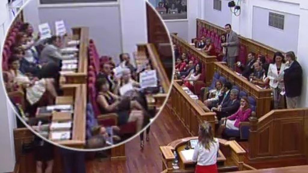 El 'caso Bárcenas' se cuela en el Parlamento de Castilla-La Mancha