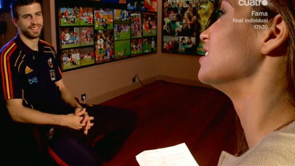 Carbonero entrevista a Piqué