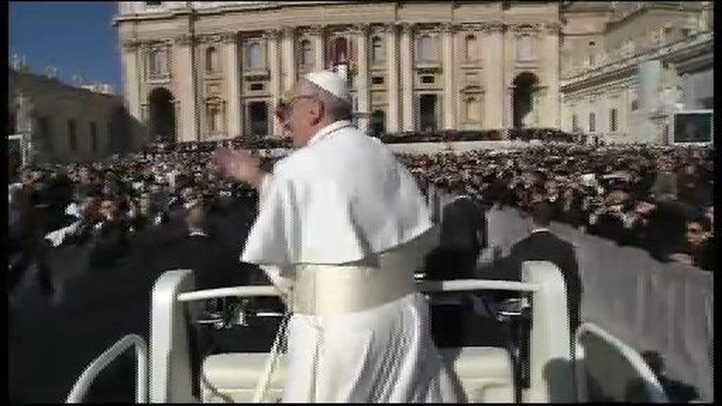 El Papa preside la misa de inicio de su Pontificado