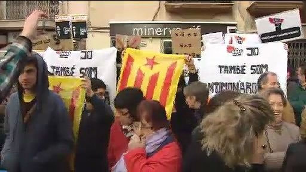 Increpan a Urdangarin a las puertas del juzgado